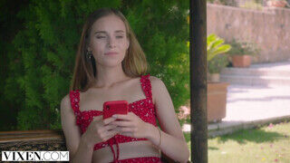 Jessica Portman a tini fiatal suna kedveli a óriási latina kukit - sex-videochat