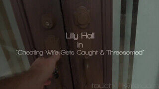 Lilly Hall a tini fullos kolosszális didkós megbaszott nej - sex-videochat