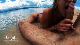 Amatőr pár megkívánta egymást a tengerpart gyöngéd ölén. - sex-videochat