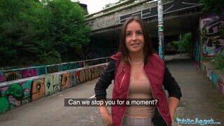 Jenna J Ross a híd alatt kufircol egy kicsike készpénzért cserébe - sex-videochat