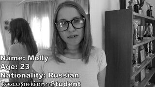 23 éves iskolás orosz tinédzser maca megy el Rocco Siffredihez egy hardcore casting forgatás dugásra. - sex-videochat