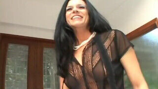 India Summer a szexi baszós mami kufircolása - sex-videochat