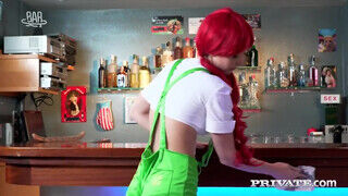 Molly O'Quinn a piros hajú vadító tinédzser tinédzser kisasszony dupla kárót kap - sex-videochat