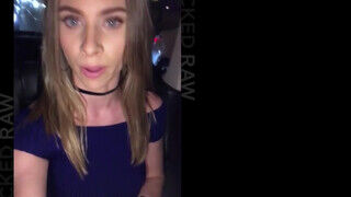Anya Olsen a világos szőke tinédzser kéjnő baszás előtt fekete segget is nyal - sex-videochat