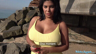 Sheila Ortega a orbitális cickós spanyol milf csöcsbe és punciba reszelve - sex-videochat