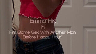 Emma Hix a pici csöcsű baszásmániás hitves élvezi ha szexelik - sex-videochat
