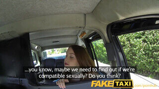Egy alapos hatalmas baszást meg főleg a taxiban - sex-videochat