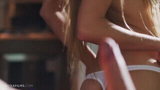 Egy kicsike oboázás és egy pici kúrás is belefér a jelenetbe - sex-videochat