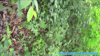 Taissa Shanti a csini tinédzser pici tőgyes fiatal maca pénzért kúr az erdőben - sex-videochat