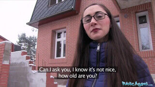 Az orosz télből be a meleg szobába - sex-videochat