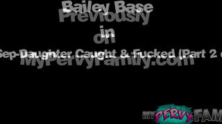 Bailey Base a cuki nevelő húgi titokban imád a bátyóval kefélni - sex-videochat