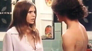 The All-American Girl (1973) - Retro vhs erotikus videó fullos tinédzser puncikkal - sex-videochat