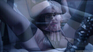 Judy Jolie szőrös lyuka megszexelve jó nagyméretű fekete farokkal - sex-videochat