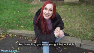 Angol tinédzser szemrevaló vörös hajú bige megbaszva - sex-videochat