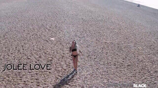 Jolee Love a gigantikus tőgyes német kishölgy élvezi a kettő rúdat - sex-videochat