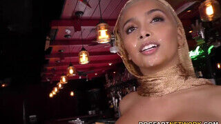 Aaliyah Hadid a méretes keblű csöcsös arab szuka fekete pasikkal kúr - sex-videochat