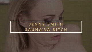 Jenny Smith a világos szőke gigászi mellű milf lovagol a faszon - sex-videochat