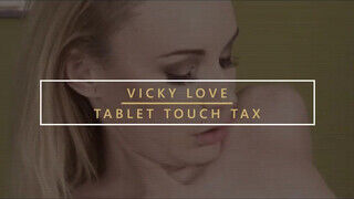 Vicky Love a csini fekete hajú milf már nagyon akarja a cerkát - sex-videochat