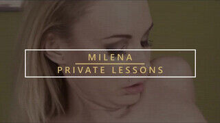 Milena a tetszetős orosz szöszi tanítónéni milf fiatalabb pasival reszel - sex-videochat