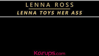 Lenna Ross izgatja a popsiját egy műpénisszel - sex-videochat