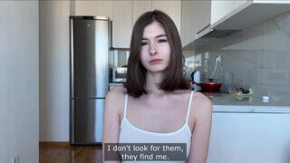 Cutie Kim a dögös sovány orosz szuka megkúrva az ágyon - sex-videochat
