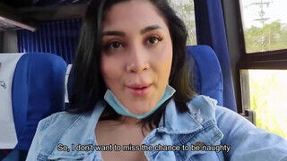 martinasmith a csöcsös amatőr dél amerikai szuka a buszon maszturbál - sex-videochat