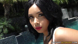 Aaliyah Hadid a bazinagy mellű arab spiné keményen megkefélve - sex-videochat