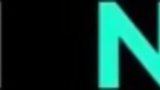 Madi Collins és Scarlett Mae csábítóan közelítik meg Lauren Phillips-t. Gyöngéd csókokkal és a milf orbitális melleinek simogatásával kezdik, majd nyelvével kényeztetik lucskos punciját. A édeshármas ujjazással és nyögésekkel teli orgazmusban csúcsosodik  - sex-videochat