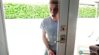 Csinos Sierra Nevadah baszik egy tinédzser kukkolóval