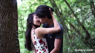 Vad cidázás és durva kúrás az erdőben