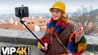 Alvásproblémák ellen forró szeretkezés egy szöszi milffel