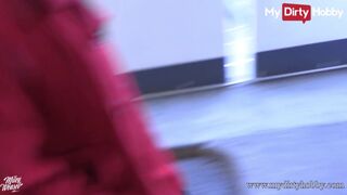 Parkolóban nyilvános légyott és spriccelős élvezet