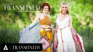 Bree Daniels és Aubrey Kate forró lágy szeretkezése