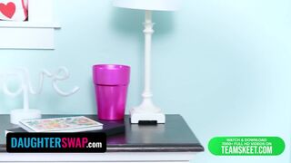 Nevelő lányok forró cidázása apa faszán