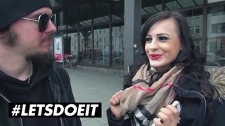 Hümerya ophelia német brúnó kishölgy meglepetésbaszásra kapja a nagyméretű popsiját