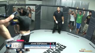 A verekedés győztese megdugja Kelly Divine nagyméretű popsiját