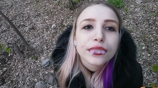 Véletlen cidázás a nevelő testvérem péniszén közterületen