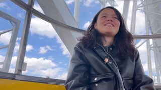 Fiatal latinák vad lezbi kúrása vidámparkban