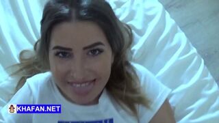 Szívdöglesztő iráni maca nagyméretű popsikáját megbassza és cidázza a kamerán előtt