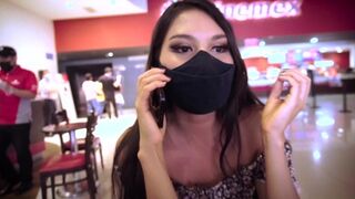 Pov - amikor elkíséred a barátnődet a moziba, és a csávója nem jön el