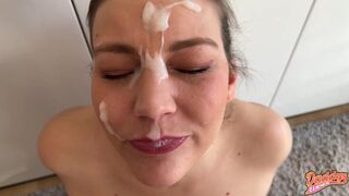 Csukd be a szemed, drágám, ez erőszakos lesz!