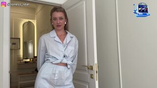 Megint a zuhany alatt verted a farkad!? nem hagyom, hogy elpazarold a spricced! hancúr egy fiatal, lédús nevelő anyával