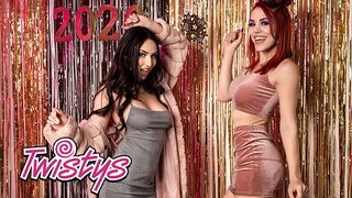 Twistys sztárjai, Jade Baker és Molly Stewart forró bulkesz nyalással kényeztetik egymást a kádban