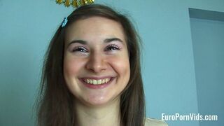 Egy 18 éves maca bevallotta, hogy kedveli az popó szexet, így keményen megdolgoztam a pajkos kufferjét - Euro Porn Vids